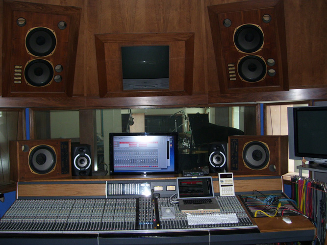 Tune Town Recording Studio • Ohio • Cleveland, Youngstown, Kent, Ohio